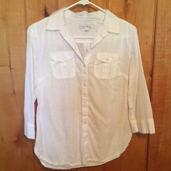 White button up lot - Picture 4 of 4